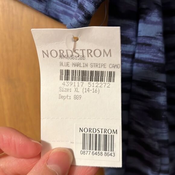 NWT Zella Blue Marlin Striped Camo T-Shirt Boys 14-16 - Picture 4 of 4